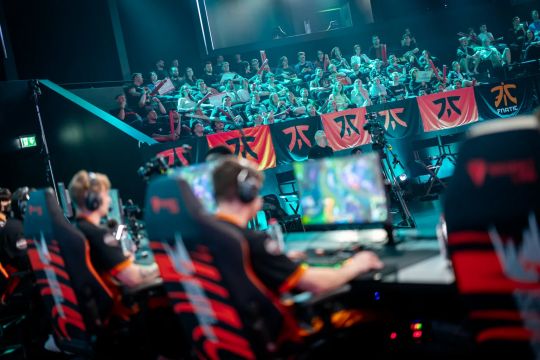 今日开启首 今日开启首